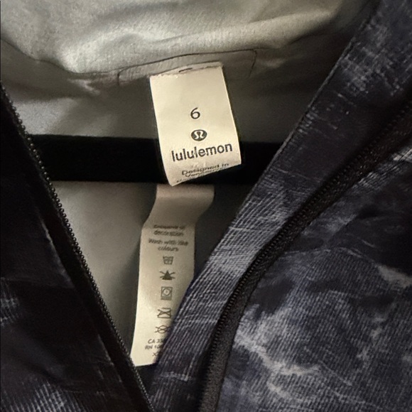 Lululemon MIST OVER WINDBREAKER *Sky Dye Multi Windbreaker - Picture 6 of 11